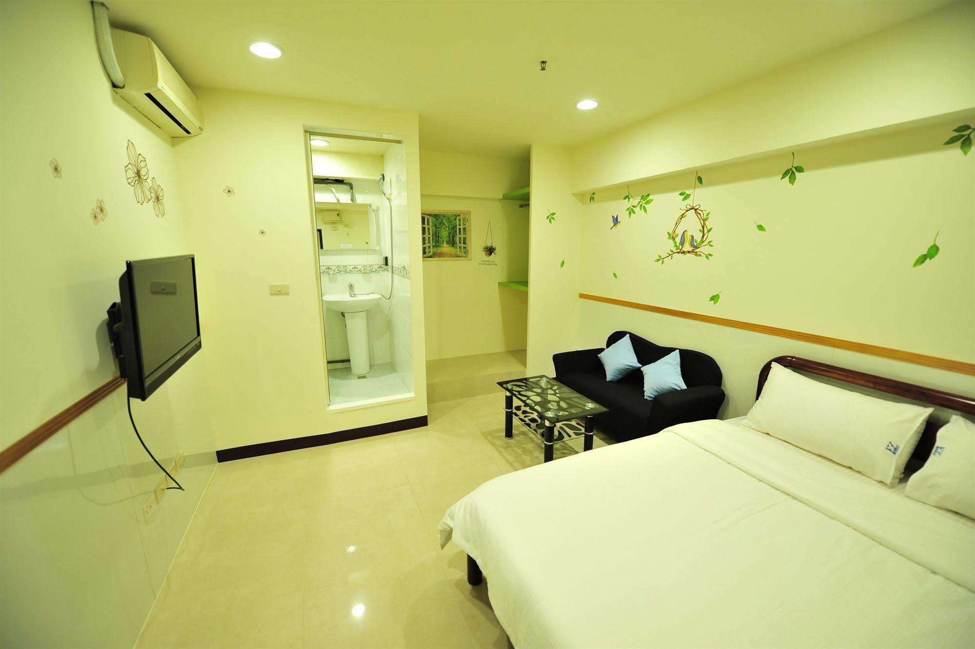 Ezbookers Dunhua Otel Taipei Dış mekan fotoğraf